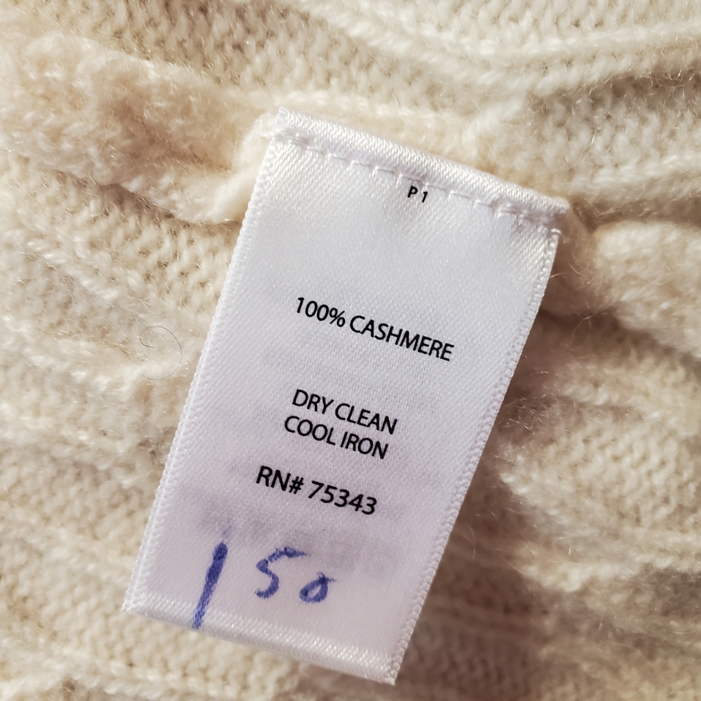 Women's Cream 2-Ply Cashmere Knit Cardigan - Picture 3 of 3